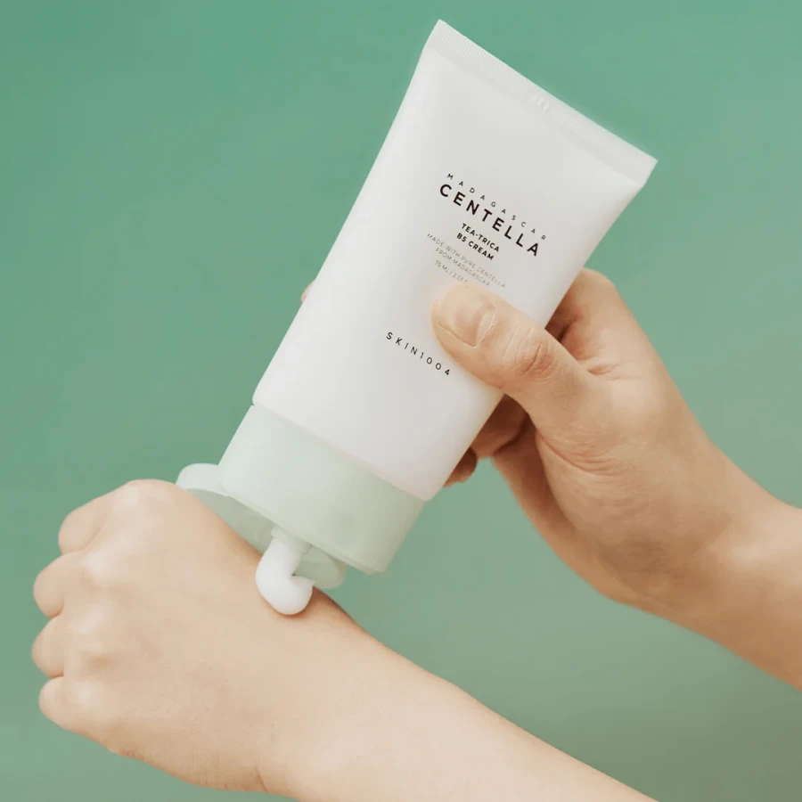 SKIN1004 Madagascar Centella Tea-Trica B5 Cream Krem silnie łagodzący dla skór trądzikowych i tłustych z pantenolem 75 ml