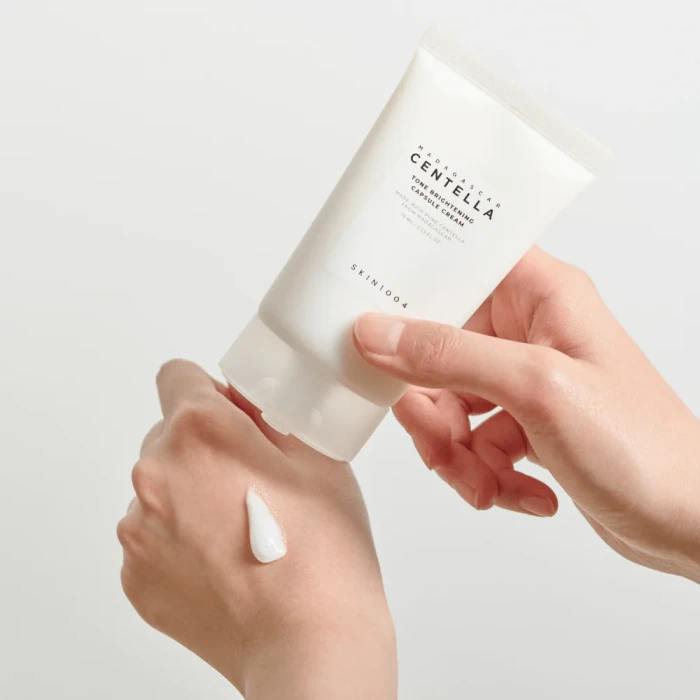 SKIN1004 Madagascar Centella Tone Brightening Capsule Cream Rozjaśniający krem do twarzy 75 ml