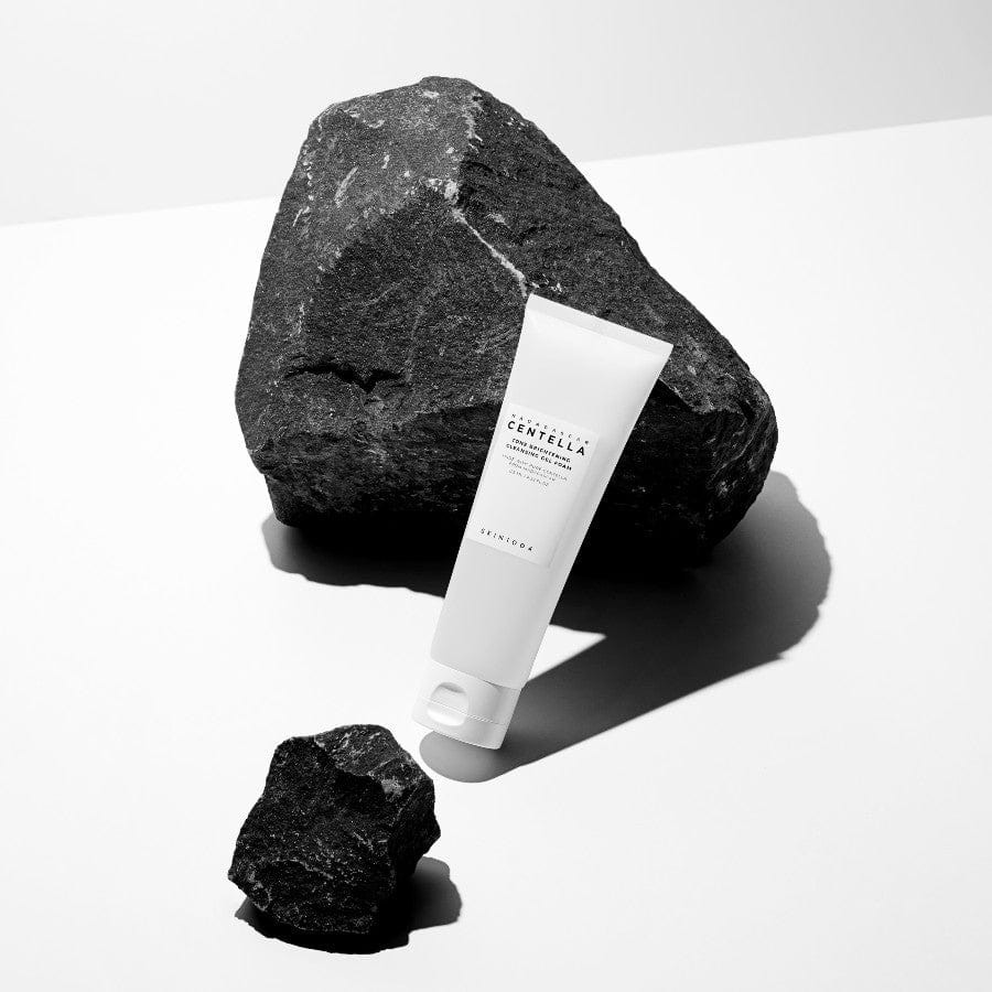 SKIN1004 Madagascar Centella Tone Brightening Cleansing Gel Foam Żelowa pianka do mycia twarzy z wąkrotą azjatycką 125 ml