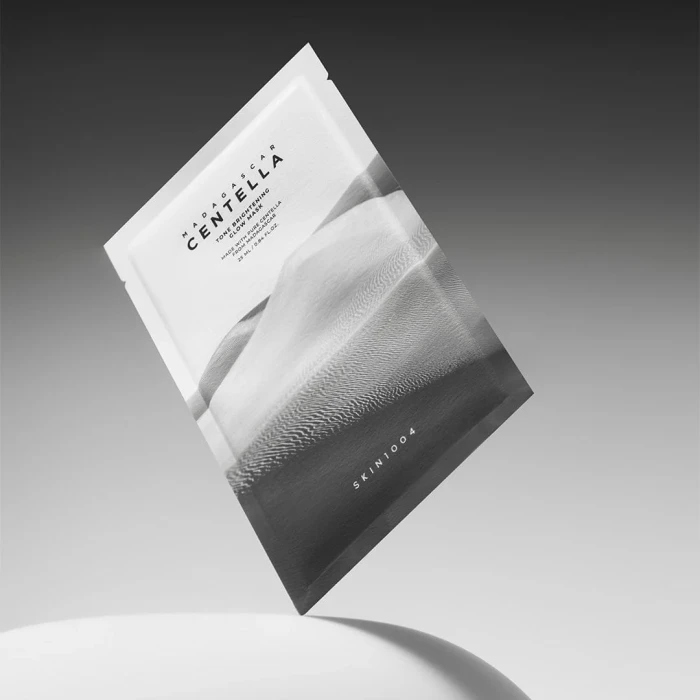 SKIN1004 Madagascar Centella Tone Brightening Glow Mask Rozjaśniająca maska w płachcie