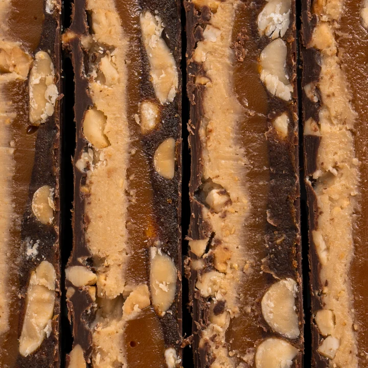 FIZI baton w polewie czekoladowej "peanut+caramel" 45g