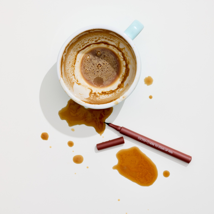 GOSH Długotrwała konturówka do ust w pisaku Here To Stain Coffee Stain 006