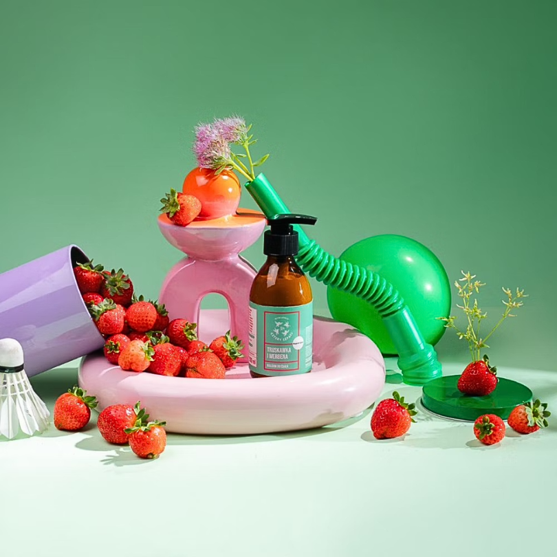 MYDLARNIA CZTERY SZPAKI Truskawka i Werbena Regenerujący Balsam do Ciała 200 ml