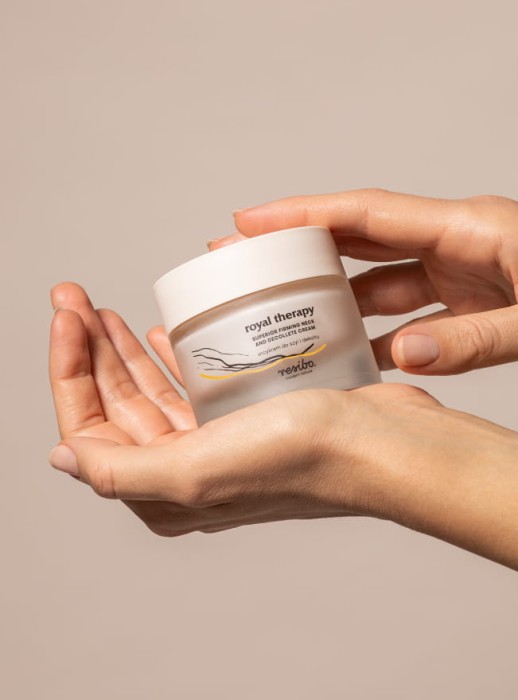 RESIBO Royal Therapy arcykrem do szyi i dekoltu z retinolem, witaminą C 50 ml
