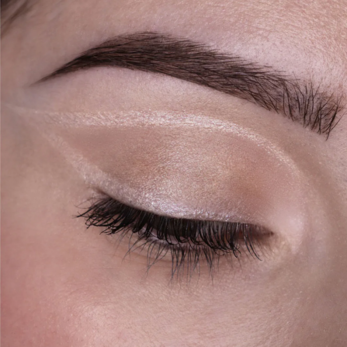 PUROBIO Cień do powiek w kredce long-lasting 028 Serbrny Perłowy