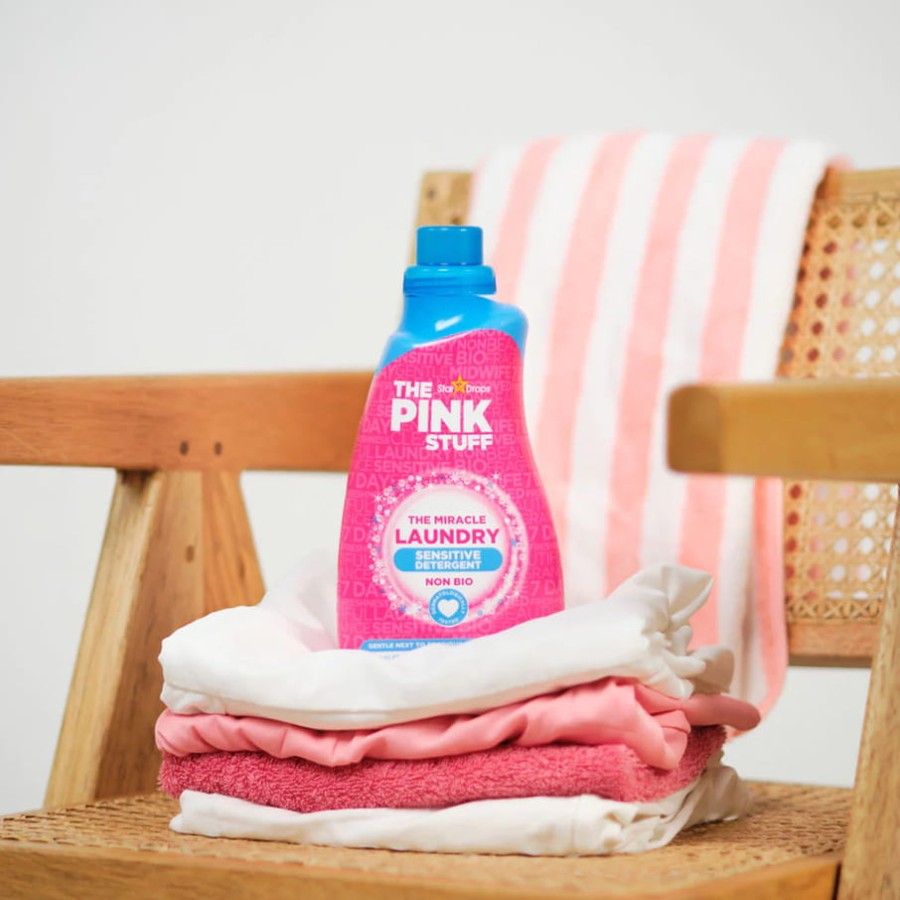 THE PINK STUFF Płyn do Prania Tkanin Sensitive Uniwersalny Non Bio 30 Prań 960 ml