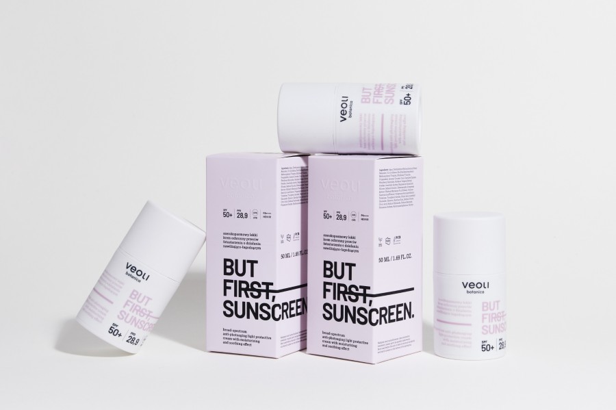 VEOLI BOTANICA BUT FIRST, SUNSCREEN Szerokopasmowy lekki krem ochronny przeciw fotostarzeniu SPF 50+ PPD 28,9