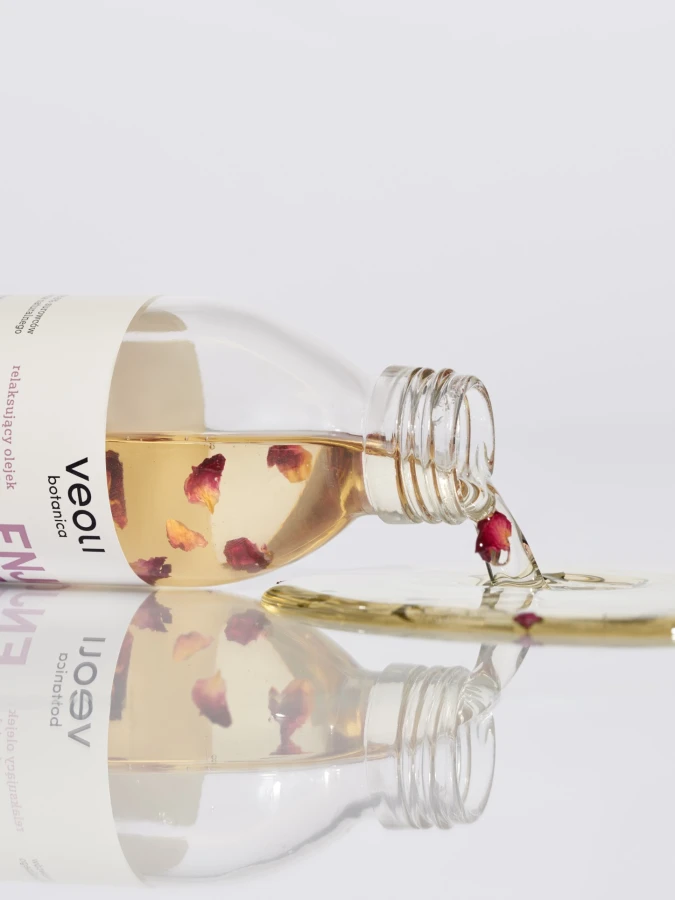 VEOLI BOTANICA ENJOY THE CALMNESS Relaksujący olejek do ciała z płatkami róży 150 ml