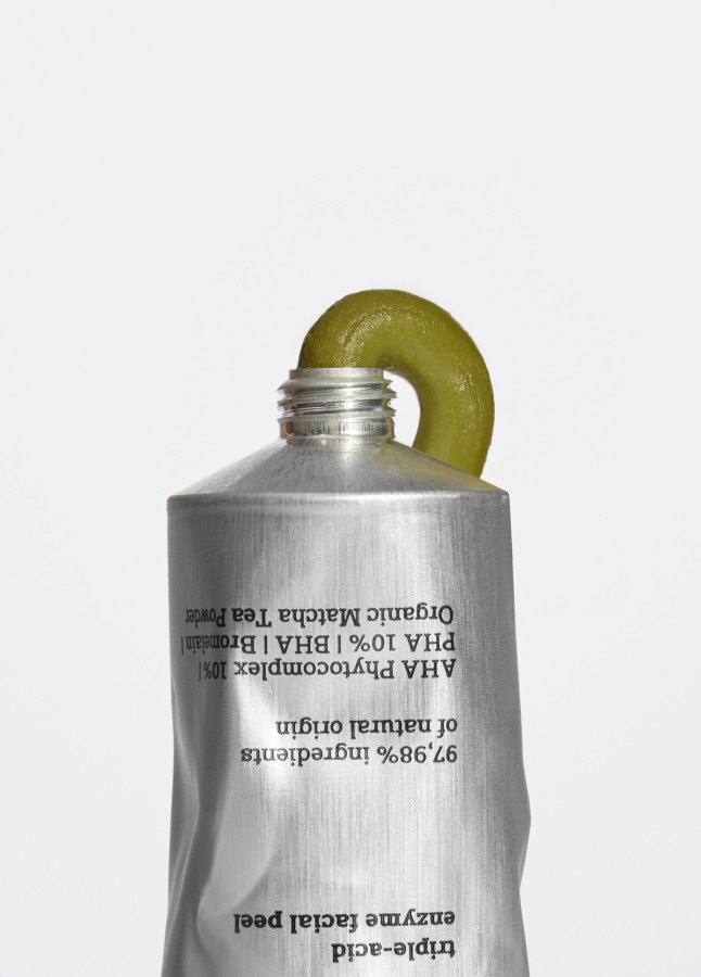 VEOLI BOTANICA MATCHA POWER PEEL Multikwasowy peeling enzymatyczny do twarzy 75 ml