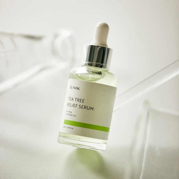 iUNIK Tea Tree Relief Serum Przeciwzapalne serum dla skóry problematycznej 50 ml