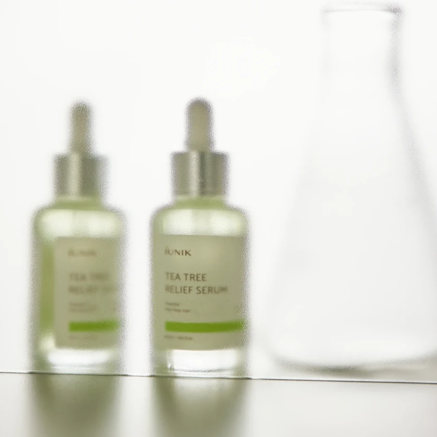iUNIK Tea Tree Relief Serum Przeciwzapalne serum dla skóry problematycznej 50 ml