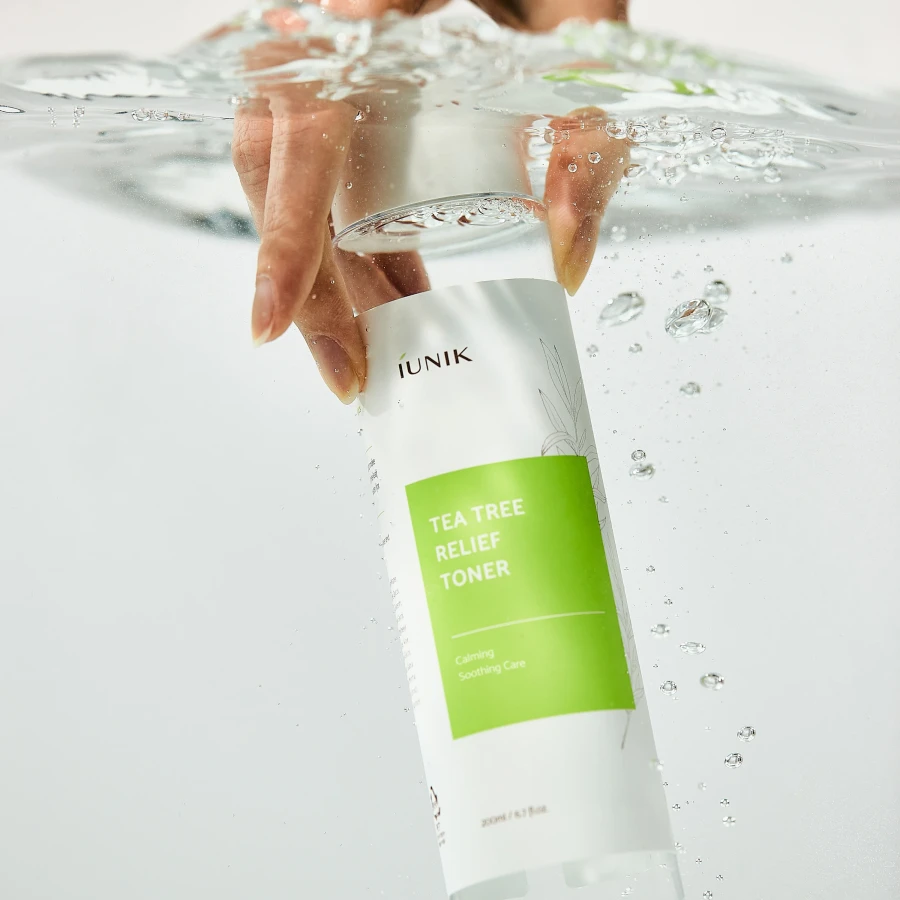 iUNIK Tea Tree Relief Toner Łagodzący tonik z drzewem herbacianym 200 ml