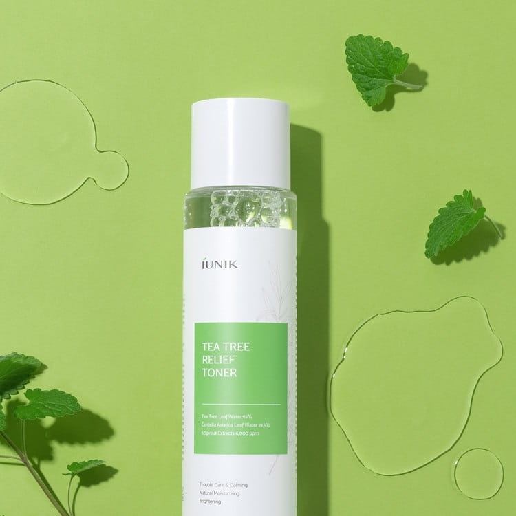 iUNIK Tea Tree Relief Toner Łagodzący tonik z drzewem herbacianym 200 ml