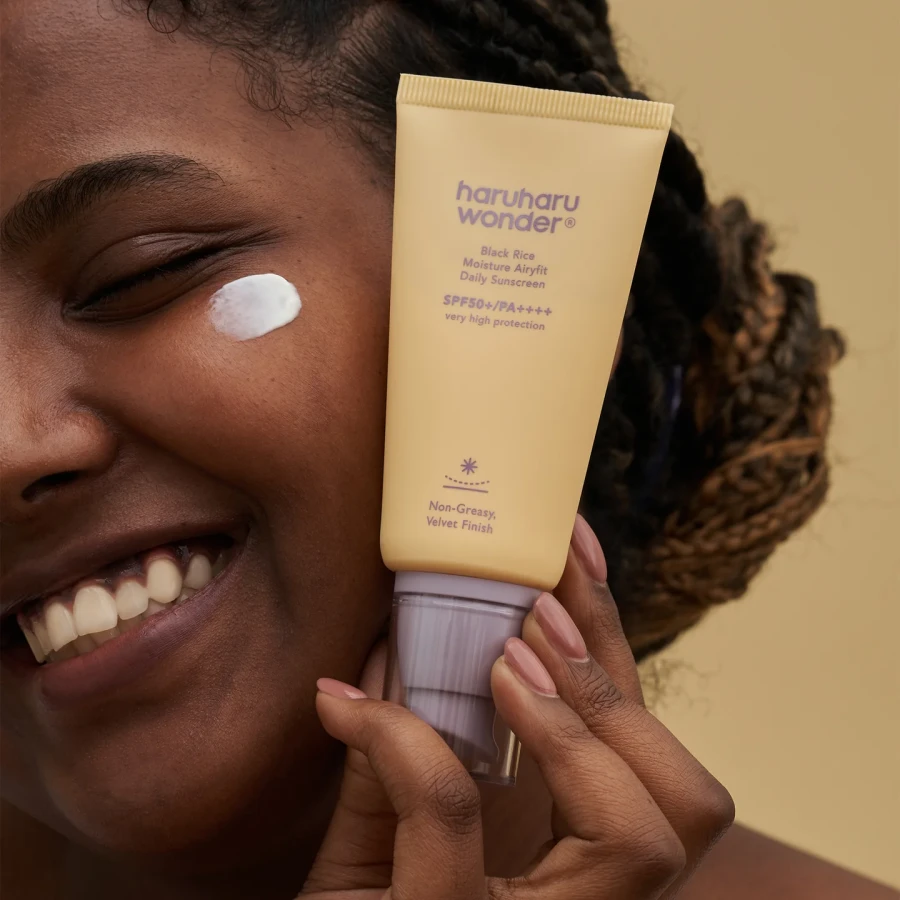 HARUHARU WONDER Black Rice Moisture Airyfit Daily Sunscreen SPF50+/PA++++ Lekki nawilżający krem z filtrem 50 ml